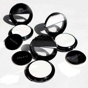 RE:TUNE Invisible Matte Blotting Powder